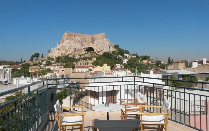 Dakterras met uitzicht op de Akropolis van Hotel Adams in Athene